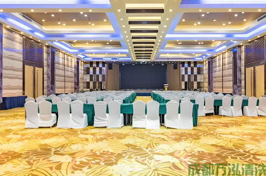 2025年8月9日都江堰某餐厅厨房油烟机和烟道清洗案例